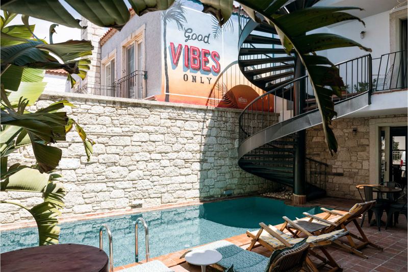 Good vibes only